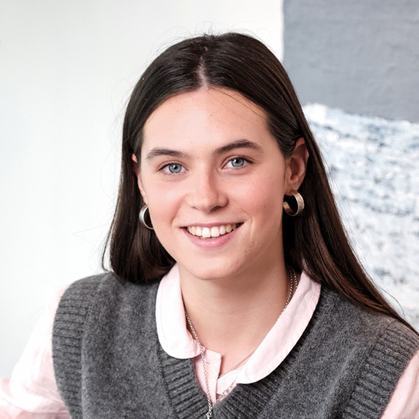 Agnes-Jones600x600px