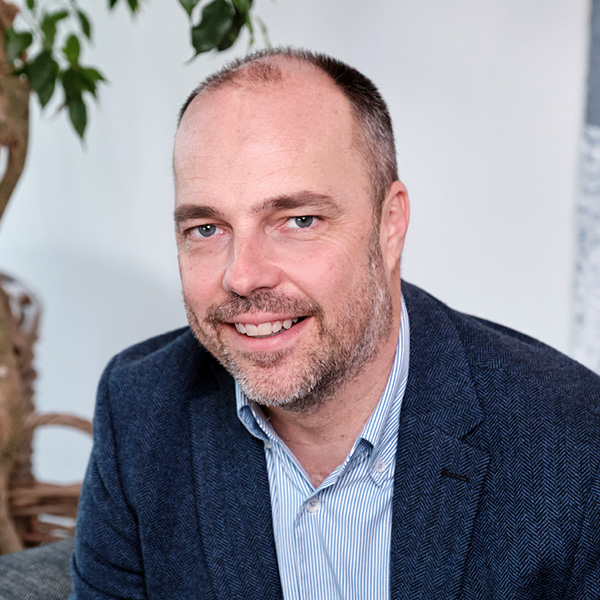 Andrew-Foster600x600px